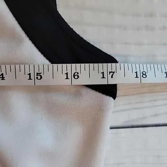 Sandra Darren midi dress Women's Size 8 - Picture 10 of 12